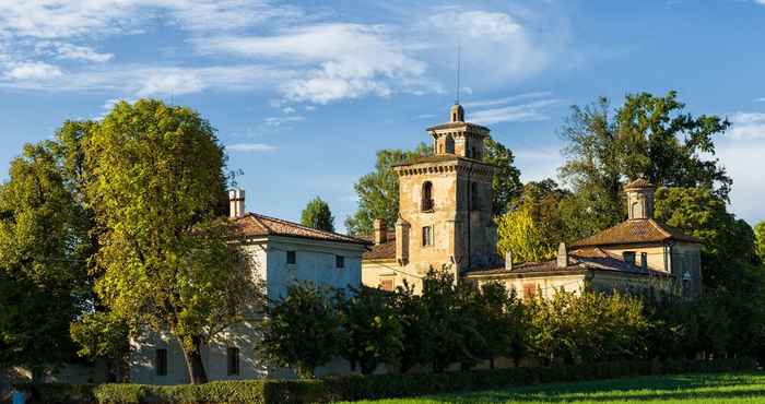 Lainnya Ostello Castello Mina Della Scala