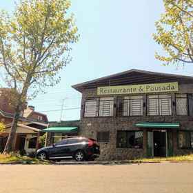 Primary image 1 Casa de Pedra Mineira, Khách sạn Sequoias Park