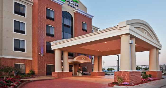 Others Holiday Inn Express & Suites Yukon, an IHG Hotel