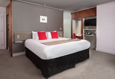 Lain-lain 2 The Midland