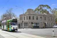 Khác Plum North Melbourne