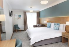 Lainnya 5 The Esplanade Hotel