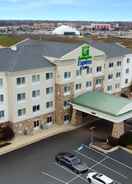 Imej utama Holiday Inn Express & Suites Waukegan, an IHG Hotel