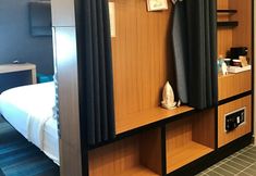 其他 5 Aloft Plano