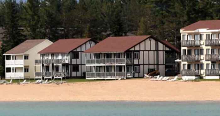 Lainnya Waterfront Inn - Mackinaw City