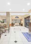 Lobi Microtel Inn & Suites by Wyndham Conway