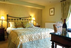 อื่นๆ 4 Whitley Hall Hotel