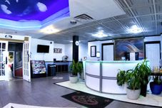 Others R Nite Star Inn & Suite