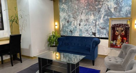 Others 2 R Nite Star Inn & Suite