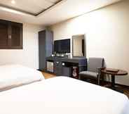 Lainnya 3 Tourist Hotel June