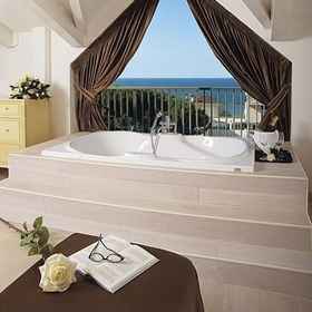 Primary image 1 M Glamour Hotel, Peglio Hotels