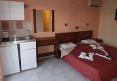 อื่นๆ 7 Leonidas Hotel and Studios