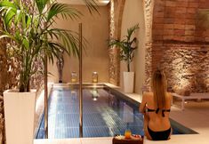 Others 2 ABaC H&R Barcelona Monument