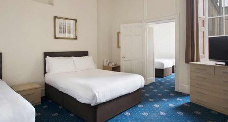 Lainnya 2 Parade Park Bath