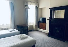 Lainnya 6 Parade Park Bath