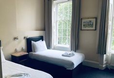 Lainnya 5 Parade Park Bath