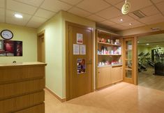 其他 7 Senator Granada Hotel