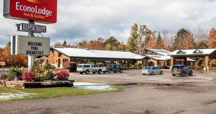 Khác Econo Lodge Inn & Suites Munising Area