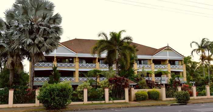 Khác Waterfront Terraces