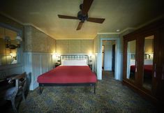 Others 2 The Jane Hotel