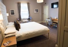 Others 5 The County Hotel