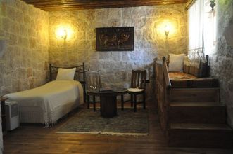 Lainnya 4 Aravan Evi