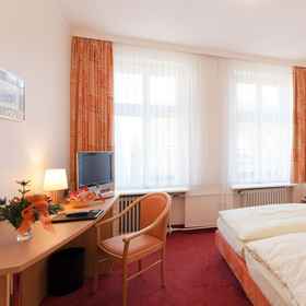 Primary image 1 Hotel Benn, Olympiastadion Station Hotels