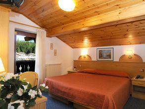 อื่นๆ 4 Hotel Adriana