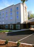 Imej utama Hampton Inn & Suites Charlotte Airport