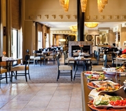 อื่นๆ 4 Protea Hotel by Marriott Bloemfontein Willow Lake