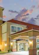 Imej utama La Quinta Inn & Suites by Wyndham Oklahoma City -Yukon