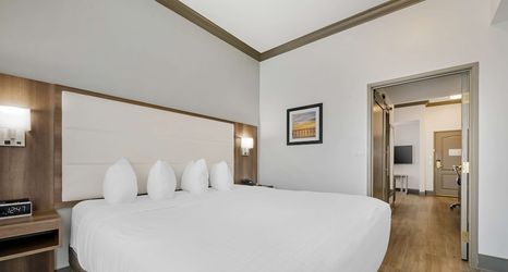 อื่นๆ 2 Best Western Plus First Coast Inn & Suites