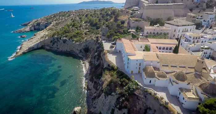 Others Mirador de Dalt Vila – Relais & Chateaux