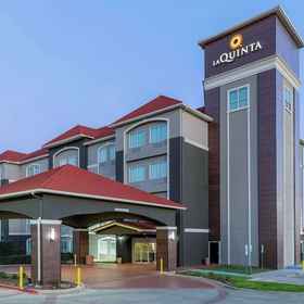 Primary image 1 La Quinta Inn & Suites by Wyndham Fort Worth - Lake Worth, Paloma Suerte Hotels