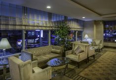 其他 3 Titanic Port Bakirkoy