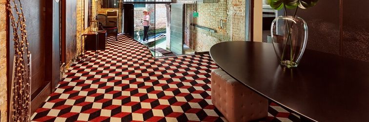 Others Charming House iQs