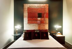 Others 6 Charming House iQs