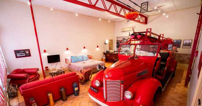 Lainnya Fire Station Inn