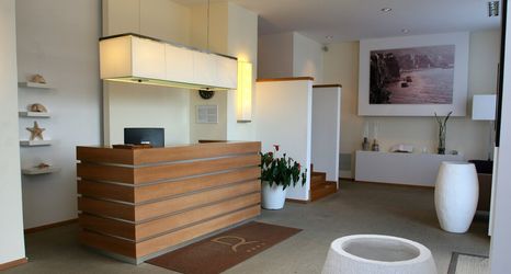 기타 2 Rota Suites