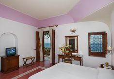 Others 3 Albergo California