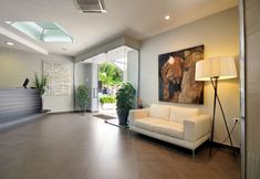 Others 2 Hotel Avenida