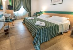 其他 7 West Point Airport Hotel