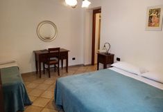 Others 7 Albergo Pace