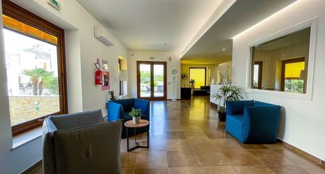 Khác 2 Hotel Sikania