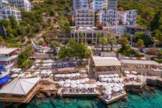 อื่นๆ Hera Hotel