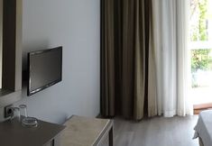 Others 7 Hotel Pine Valley