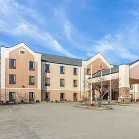 Primary image1Comfort Suites South Point - Huntington,普尔曼广场飯店