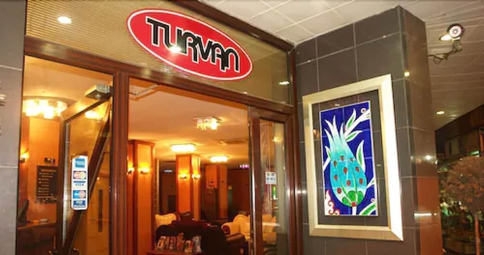 อื่นๆ Turvan Hotel