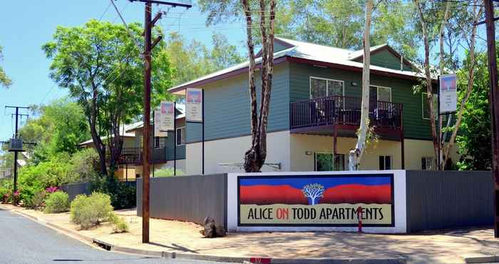 Lainnya Alice on Todd Apartments