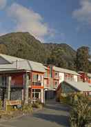 Imej utama Distinction Fox Glacier Te Weheka Boutique Hotel